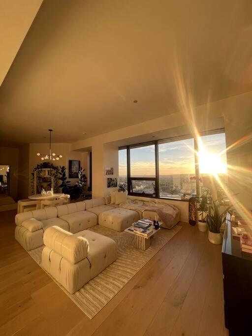 Luxury Highrise Condo Downtown La Los Angeles Bagian luar foto